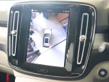 更に360&deg;ビューの単独表示も可能です 車を上から見下ろしたように車外を確認できるため、一切の死角がない状態で駐車が可能です