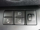 安全運転を支援する機能が付いてます。詳しくは店舗スタッフまでお尋ね下さい。