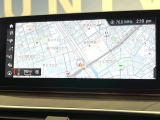 ●純正ナビ:一体感のあるナビは、高級感ある車内を演出してくれます。オーディオ機能も充実しておりますので、運転もより楽しめます♪