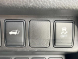 【パワーバックドア】スマートキーや運転席のボタンを押すだけでリアゲートが自動で開閉します!荷物を持っている時や、高い位置にあるバックドアを閉める際に便利な機能です♪