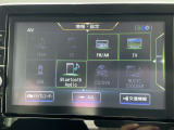 ナビゲーションのAV機能は、CDやDVDビデオ、Bluetoothオーディオなどを搭載しております。