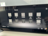 BluetoothやApple CarPlay、AndroidAutoなど、スマホのミラーリングなどオーディオ機能も充実してます。