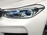 ●LEDヘッドライト:夜間走行時も良好な視界を確保し安心して運転できる高輝度LEDヘッドライトを装備!点灯速度が早く、消費電力も抑えられています。