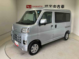 納車前には12ヶ月点検相当の点検と消耗品の交換をダイハツの整備士がしっかり整備してお渡しします。また、納車後には無料1ヶ月点検がございます。