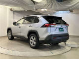 当社でご購入頂いた全ての車両はご納車前、エンジンオイル交換・ワイパーゴム・ブレーキ点検・調整・その他確認の上ご納車いたします。