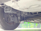 お車を安心してお乗りいただく為には、足回りの定期点検が欠かせません。サービスサポート(有償保証)では無料点検もご提供しており、安心のカーライフをお過ごしいただけるサポート体制が整っています。