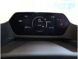 視認性の高いメーター、運転に集中できます。