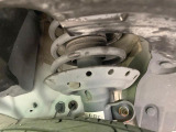 お車を安心してお乗りいただく為には、足回りの定期点検が欠かせません。サービスサポート(有償保証)では無料点検もご提供しており、安心のカーライフをお過ごしいただけるサポート体制が整っています。お車を安心