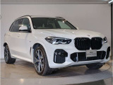 BMWのダイナミック且つエモーショナルなスタイルを印象付けるキャラクターライン(プレスライン)眺めているだけで溜め息の出る美しさです☆