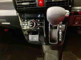 納車前にはプロのメカニックが、各部の点検を行います。ディーラーにしか出来ない品質、そしてサービスできっと満足していただけると思います!