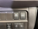 【ステアリングヒーター】冬場の寒い日に手がかじかみながら運転するのはツライですよね。でも、これがあれば安心です!ハンドルのグリップ部がじわっと暖かくなって心までポカポカします。