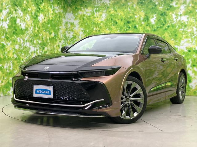 クラウンクロスオーバー 2.5 G アドバンスト レザー パッケージ E-Four 4WD
