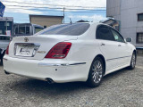 人気車種はもちろん、低走行、高年式など豊富に取り揃えます。
