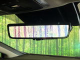 【デジタルインナーミラー】後席の大きな荷物や同乗者で後方が確認しづらい時でも安心!カメラが撮影した車両後方の映像をルームミラー内に表示。クリアな視界で状況の確認が可能です!