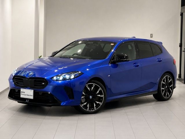 1シリーズ M135 xドライブ 4WD