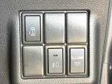【パワースライドドア】スマートキーや運転席のスイッチでスライドドアの開閉が可能♪電動だから力を入れてドアを開ける必要が無く、小さいお子様でも、重い荷物を持っている時もラクに開け閉めできます♪