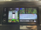 【アラウンドビューモニター】専用のカメラにより、上から見下ろしたような視点で360度クルマの周囲を確認することができます☆縦列駐車や幅寄せ時に活躍してくれます♪