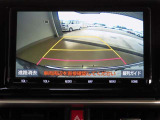 バックガイドモニターで、後方を確認しながら安心して駐車することができます。運転初心者も熟練者も必須の機能ですよ!