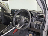 見通しのよいすっきりとした視界で、誰でも運転しやすいです。運転のしやすさは疲れにくさにも繋がりますよ♪
