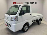 納車前には12ヶ月点検相当の点検と消耗品の交換をダイハツの整備士がしっかり整備してお渡しします。また、納車後には無料1ヶ月点検がございます。