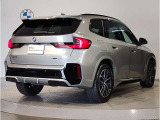 BMWのお車は、&ldquo;駆け抜ける歓び&rdquo;を体現しております。走行の安定性とコーナリングの良さを追求し、思い通りにハンドルの操作可能です。