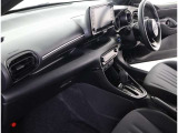 見通しのよいすっきりとした視界で、誰でも運転しやすいです。運転のしやすさは疲れにくさにも繋がりますよ♪