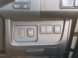 両側が電動スライドドアで、左右どちらからでも乗り降りOK。更に運転席のスイッチ、インテリキーのボタンでも開閉自在。挟み込み防止機能も安心です!