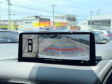 バックモニターもついているので、バック駐車も安心です♪