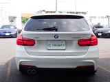 第二展示場にも多数のBMWをラインナップ!ご来店の際はBMW本店(厚木市下荻野140-1)に一度ご来店ください!☆関東運輸局認証工場 自動車分解整備事業2-6030☆プッシュプル式板金塗装ブース完備☆