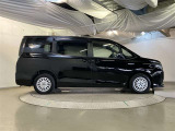 「中古車ハイブリッド保証」ハイブリッド機構を無償で保証します。保証期間は、初度登録年月から10年、またはロングラン保証が終了後3年間。ただし累計走行距離が20万km以内です。