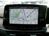 ナビゲーションシステム。9インチのWXGA高解像度モニターを搭載し、Apple CarPlayワイヤレス接続にも対応しています。