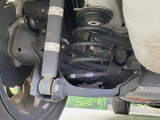お車を安心してお乗りいただく為には、足回りの定期点検が欠かせません。サービスサポート(有償保証)では無料点検もご提供しており、安心のカーライフをお過ごしいただけるサポート体制が整っています。