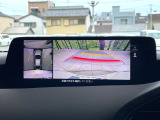 【360&deg;ビューモニター】専用のカメラにより、上から見下ろしたような視点で360度クルマの周囲を確認することができます☆死角部分も確認しやすく、狭い場所での切り返しや駐車もスムーズに行えます。