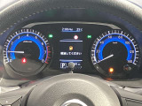 【メーター】メーター内のカラーディスプレイには運転をサポートするさまざまな情報を表示!