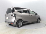 中古車の内外装の状態などをひと目で分かるよう、トヨタ車のプロの検査員が実施した「車両検査証明書」をご用意しています。