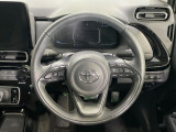 【純正革巻きステアリング】上質な革を使用することで、手にしっかり馴染みとても運転しやすいハンドルです♪