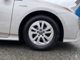 弊社は、お客さまのニーズにお応え出来るよう、豊富な車種を取り揃えております。お乗り換えの際も、是非、よろしくお願いいたします。
