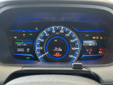 ホンダセンシング装着車となっております。衝突軽減ブレーキ、誤発進抑制機能、歩行者事故低減ステアリング、路外逸脱抑制機能、アダプティブクルーズコントロール、車線維持支援システム他、安全運転を幅広く支援。