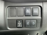 人気の両側電動スライイドドア付き!両手が塞がっていても足でも開けれるハンズフリー機能付きです。