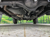 【本州仕入れ】のお車ですので、エンジンルームや下回りのサビも比較的少なく、お車を長く乗りたい方にぴったりの1台となっております♪