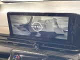 【メーカー純正12型ナビ】インテリアに溶け込むスタイリッシュな「専用設計」メーカーナビを装備♪視認性や操作性など基本性能にも優れ、より上質なカーライフをお楽しみいただけます。
