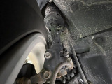 お車を安心してお乗りいただく為には、足回りの定期点検が欠かせません。サービスサポート(有償保証)では無料点検もご提供しており、安心のカーライフをお過ごしいただけるサポート体制が整っています。