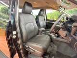 運転席シート廻りは使用感も少なく、良好な状態となっています。丁寧に使われていたことがよくわかりますね。