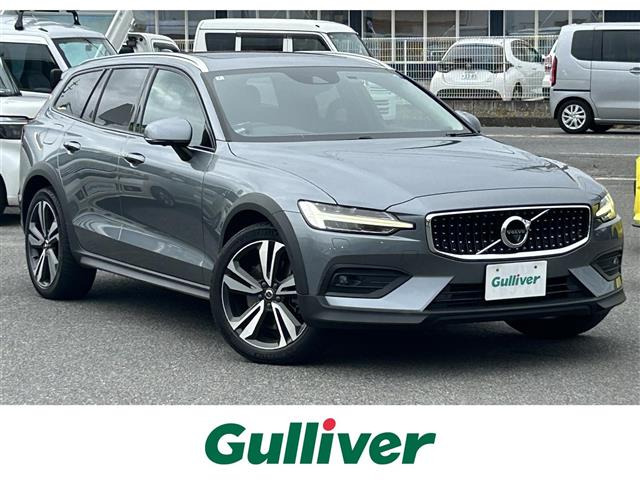 V60クロスカントリー T5 AWD プロ 4WD 4WD 本革シート