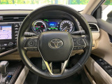 【純正革巻きステアリング】上質な革を使用することで、手にしっかり馴染みとても運転しやすいハンドルです♪