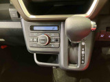 納車前にはプロのメカニックが、各部の点検を行います。ディーラーにしか出来ない品質、そしてサービスできっと満足していただけると思います!
