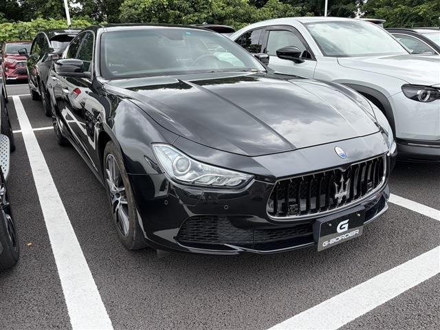 ギブリ 3.0 禁煙車 サンルーフ 純正ナビ