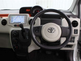 運転席廻りです。