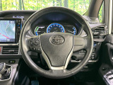 【純正革巻きステアリング】上質な革を使用することで、手にしっかり馴染みとても運転しやすいハンドルです♪