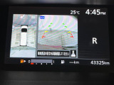 【全周囲カメラ】専用のカメラにより、上から見下ろしたような視点で360度クルマの周囲を確認することができます☆縦列駐車や幅寄せ時に活躍してくれます♪